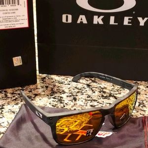 Oakley sunglasses